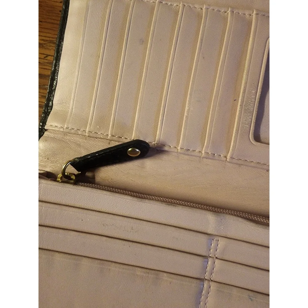 Vintage Coach Madison Black Leather Envelope Trifold Clutch Wallet